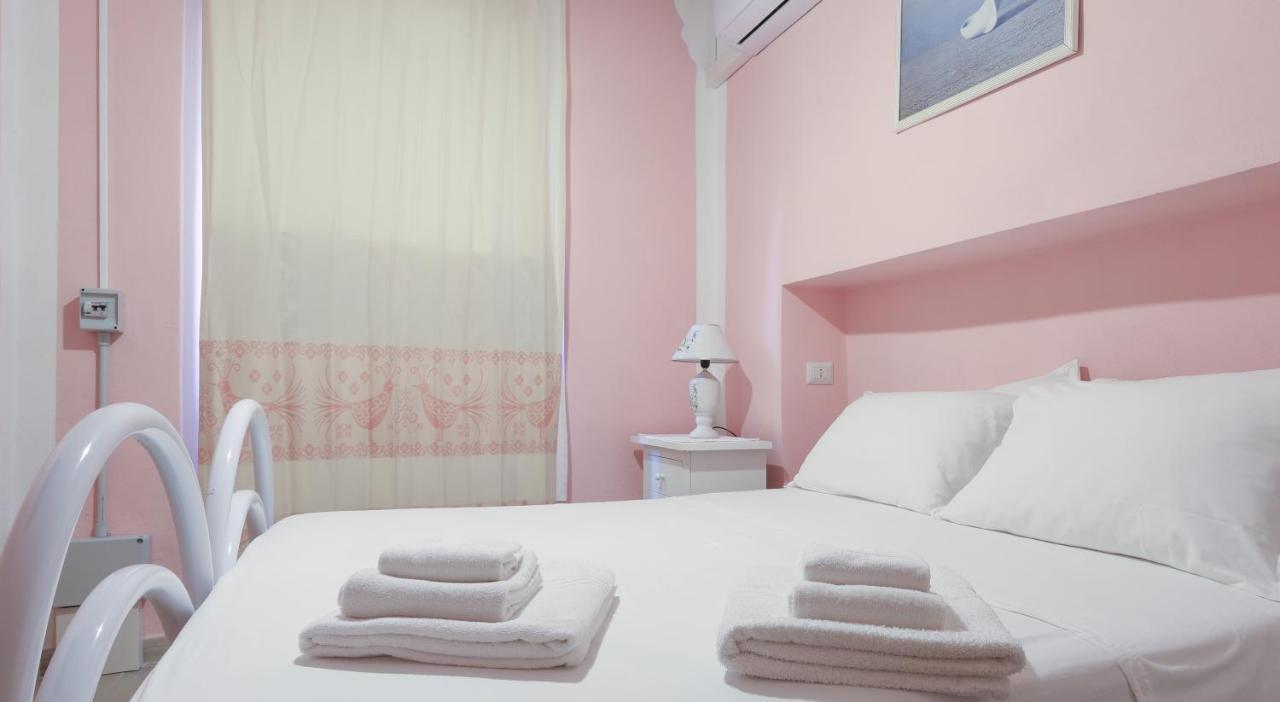 Welcomely - S'Apposentu Hotel Bosa Luaran gambar