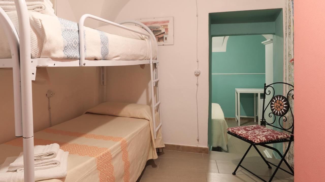 Welcomely - S'Apposentu Hotel Bosa Luaran gambar