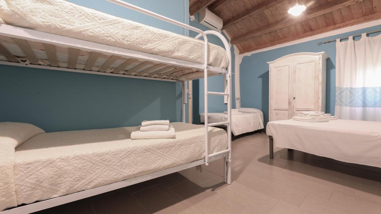 Welcomely - S'Apposentu Hotel Bosa Luaran gambar