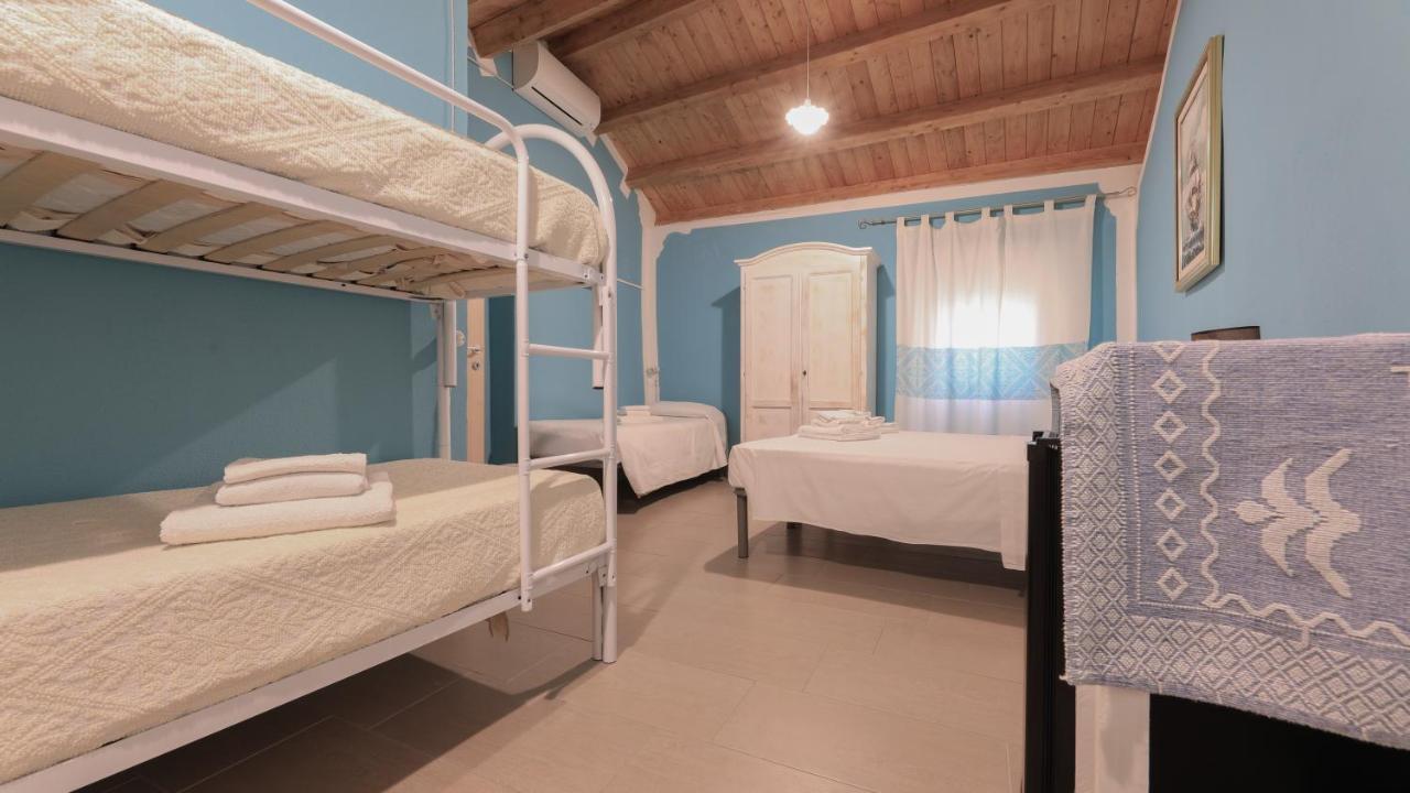 Welcomely - S'Apposentu Hotel Bosa Luaran gambar