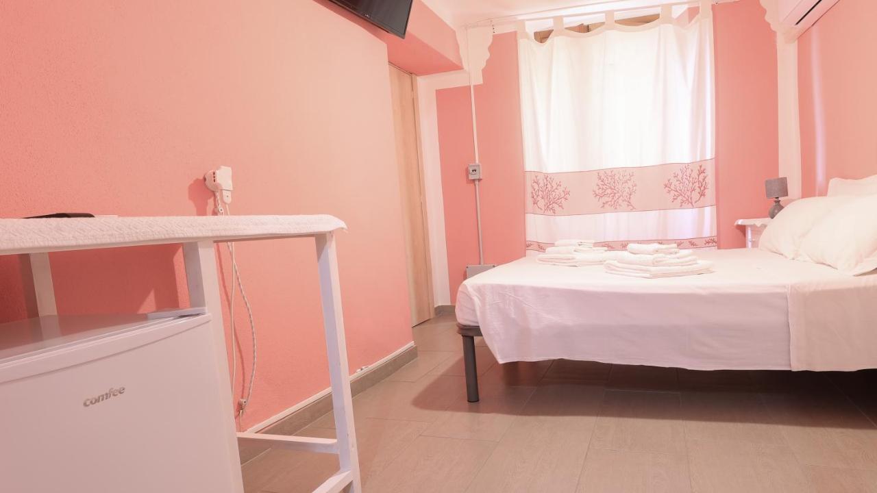 Welcomely - S'Apposentu Hotel Bosa Luaran gambar