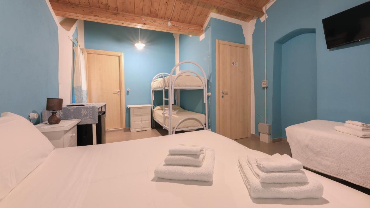 Welcomely - S'Apposentu Hotel Bosa Luaran gambar